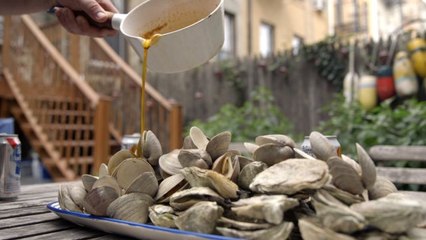 How to Make Grilled Shellfish with Butter Sauce