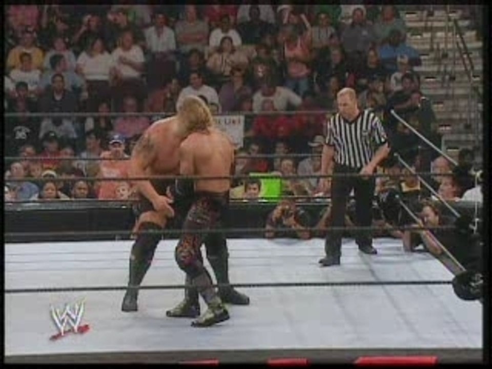 Big Show Dominates Edge