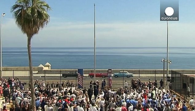 Cincuenta y cuatro años depués, la bandera estadounidense vuelve a ondear en el Malecón de La Habana