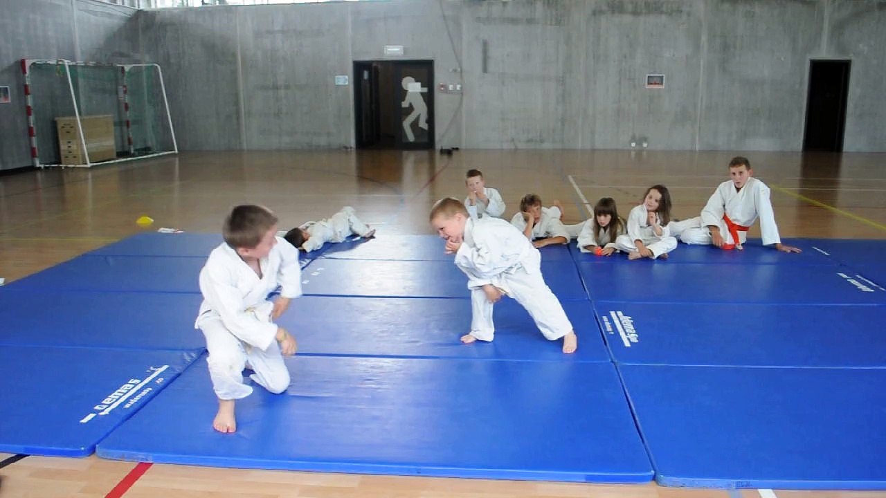 Quentin T(8ans) vs Julien (4ans)M