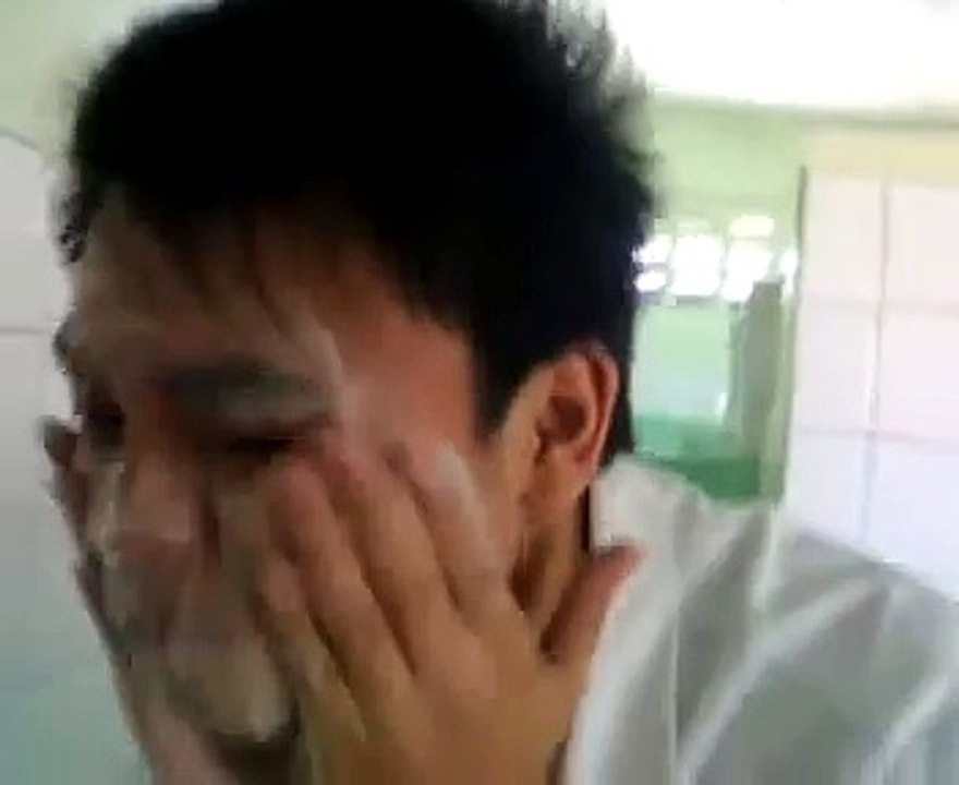 Burat ng st james QC hehe peace mehn ^_^,v,,