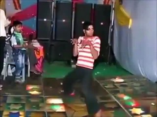 chiken dance on wedding funny video