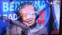 Mahathir denies trying to topple Najib