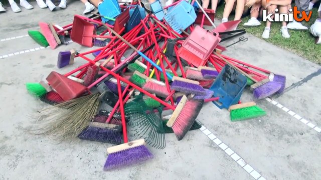 Sekolah terap nilai gotong royong sempena Tahun Baru Cina