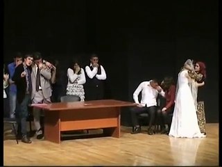 Şakirpaşa Lisesi Tiyatro Oyunu (TOPYEKÜN GÜLDÜRÜ) part 2