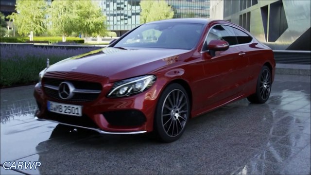 EM MOVIMENTO Novo Mercedes-Benz C 250 D Coupe 2017 4Matic 2.1 Turbo 204 cv @ 60 FPS