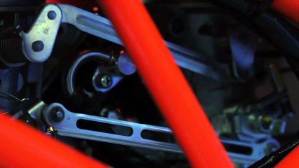 KTM 1290 Super Duke R - The Beast Escape