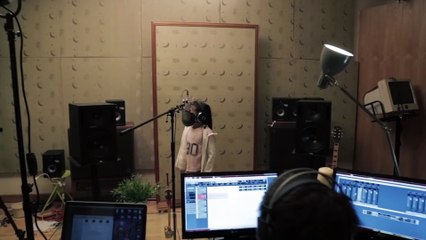 Clip Cô bé 9 tuổi cover bài hát Price Tag cực hay