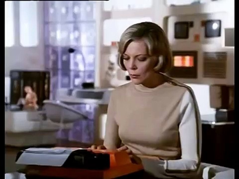 Space 1999 Instrumental - Cosmos 1999