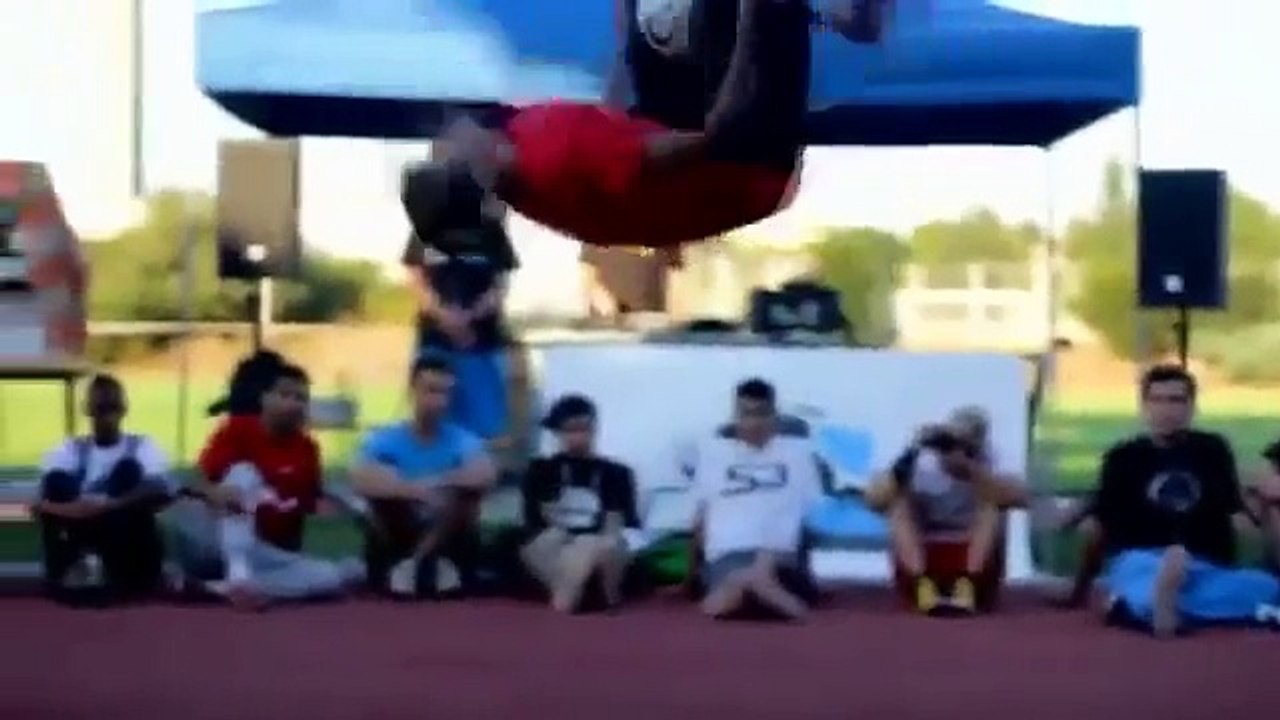 Freestyle Football Compilation -Insane Soccer skills Best Freestyle Tutorial