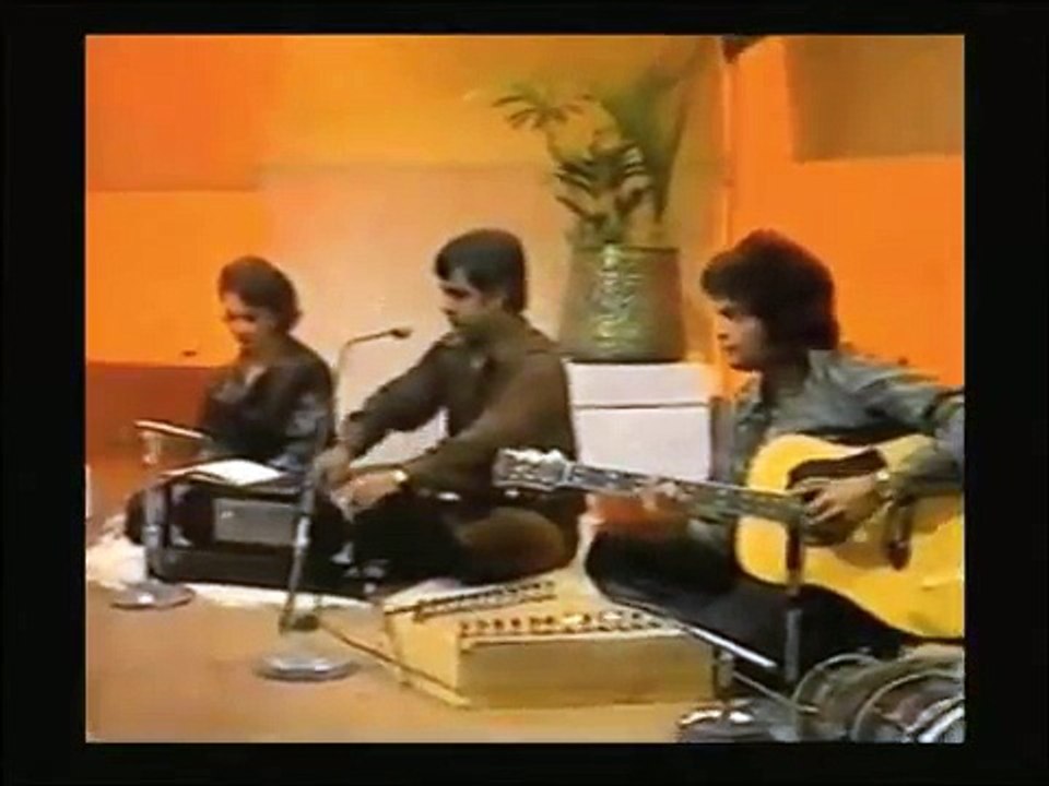 sunte hain ke mil jati hai .. jagjit singh .. chitra singh