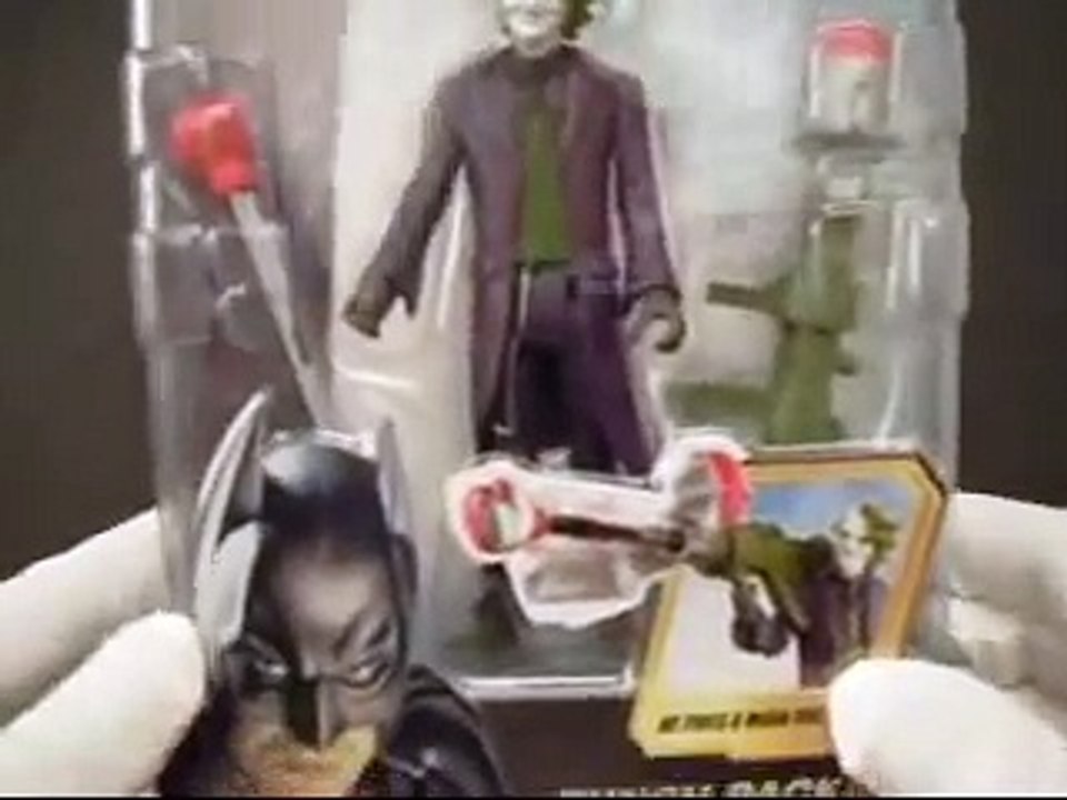 Batman: The Dark Knight, Punch Packing The Joker