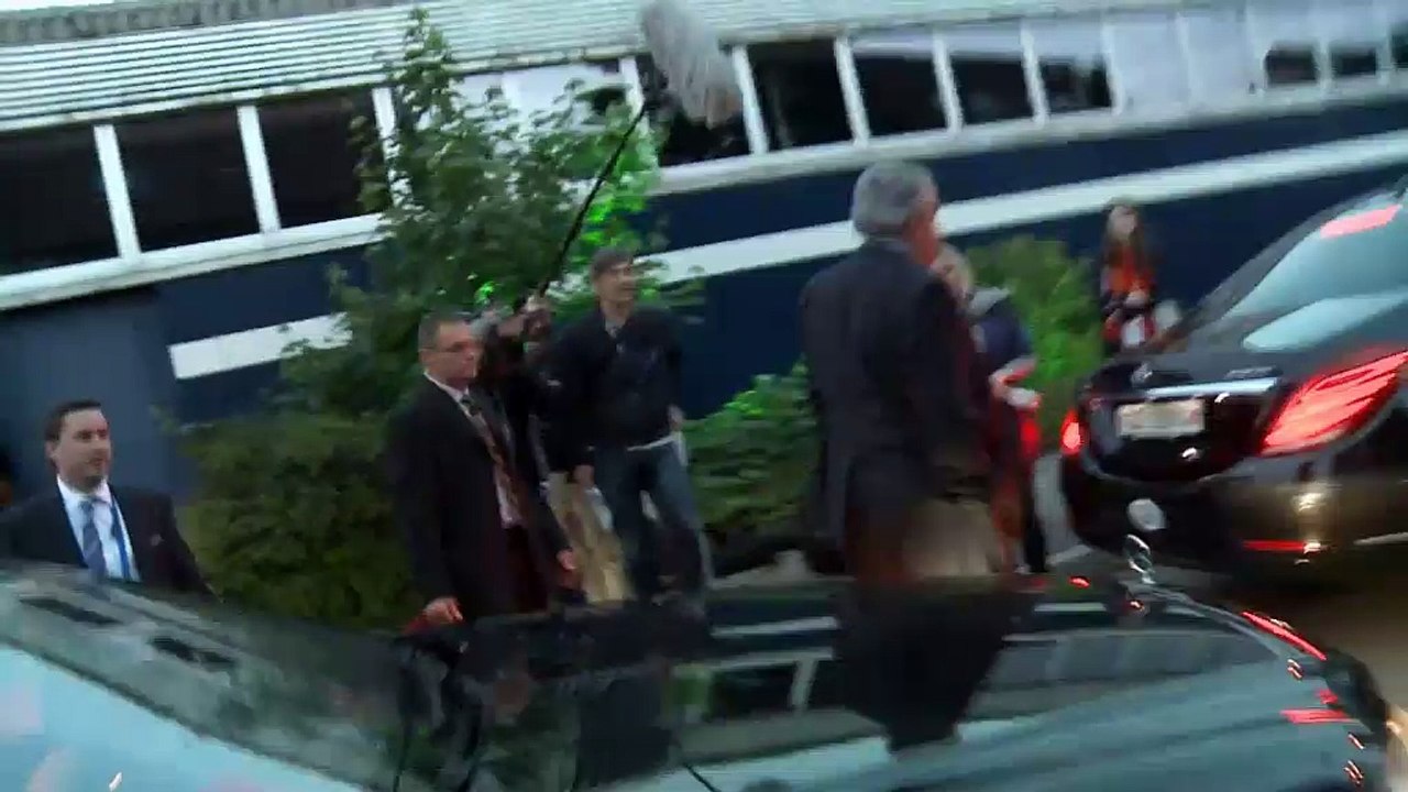 FIFA: Vizepräsident brüllt Reporter an