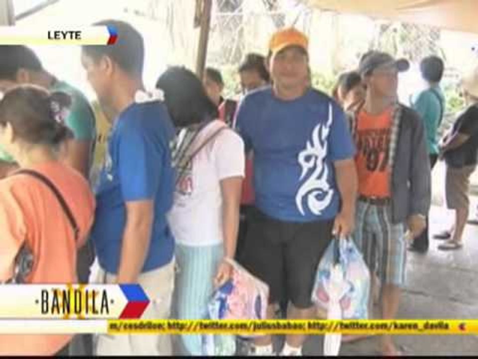 Hunger, lack of shelter haunt typhoon survivors