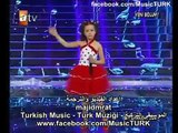 الطفلة التركية التي أبكت الملايين مترجمة للعربية...Berna Karagözoğlu - Ellerini Çekip Benden