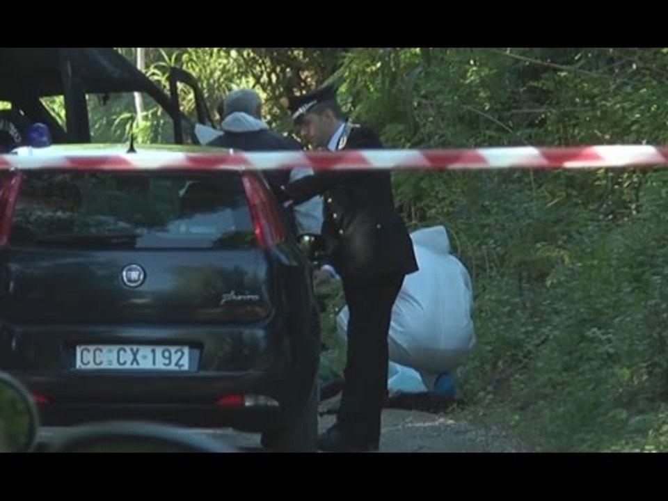 Varcaturo (NA) - Ucciso a colpi di pistola al volto, ritrovato il cadavere (28.05.15)