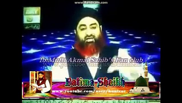 Mayyat ko Dafnakar Qabar k pas Azan dena kesa...