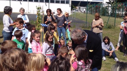 Pierre Perret au lycée Bleu