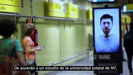 Este es el cartel publicitario que te hará bostezar