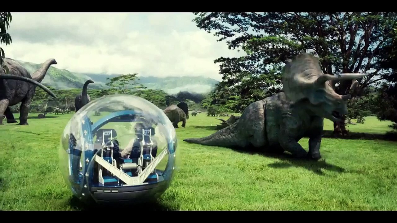 JURASSIC_WORLD_-_International_TV_Spot_2_2015_Chris_Pratt_Dinosaur_Movie(bajaryoutube.com)