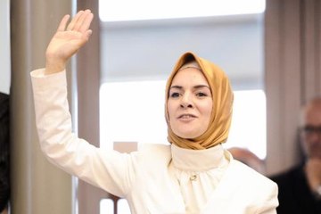 Mahinur Ozdemir virée du cdH
