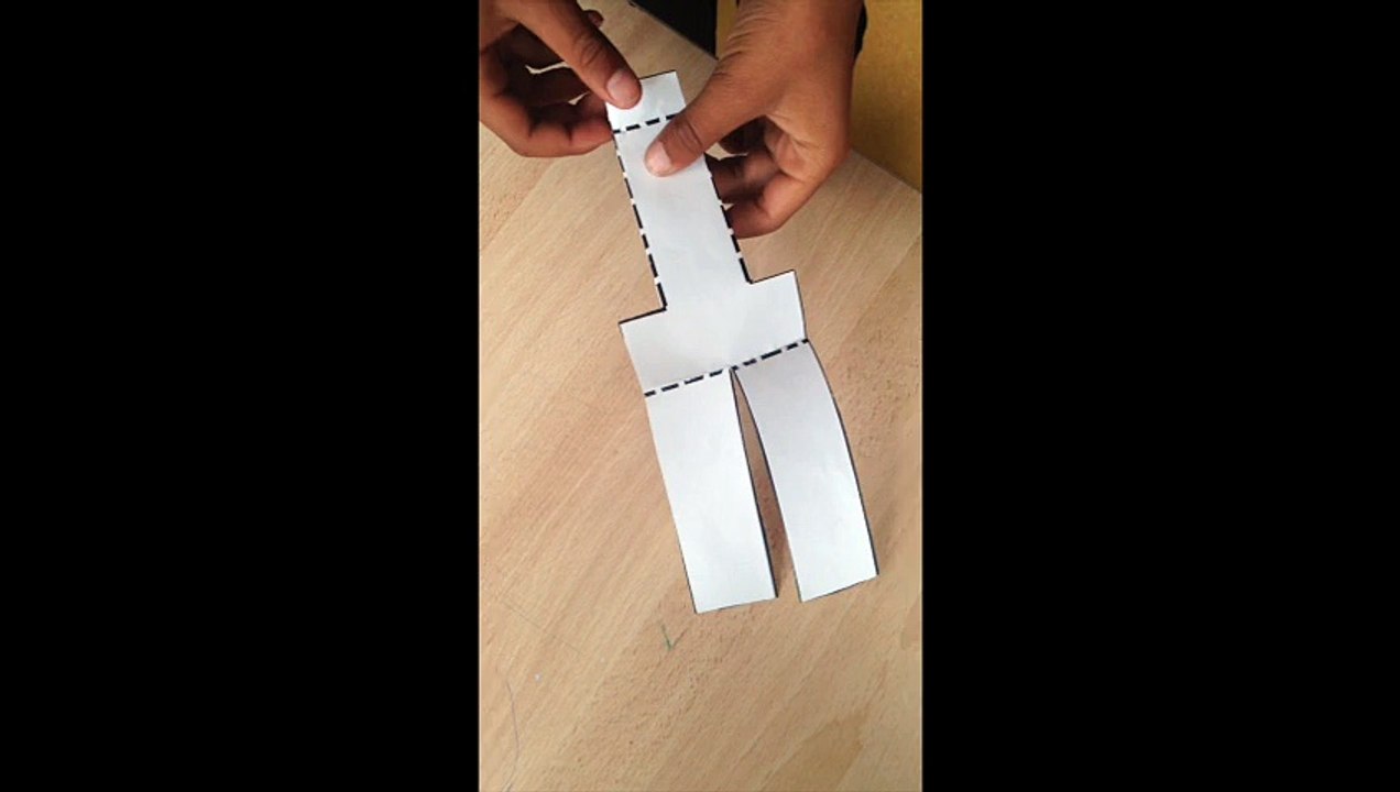 Hélicoptère en papier