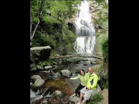 Lozere mai 2015 :séjour et randos des Godillots Biachets (club de rando de Désertines dans l'Allier)