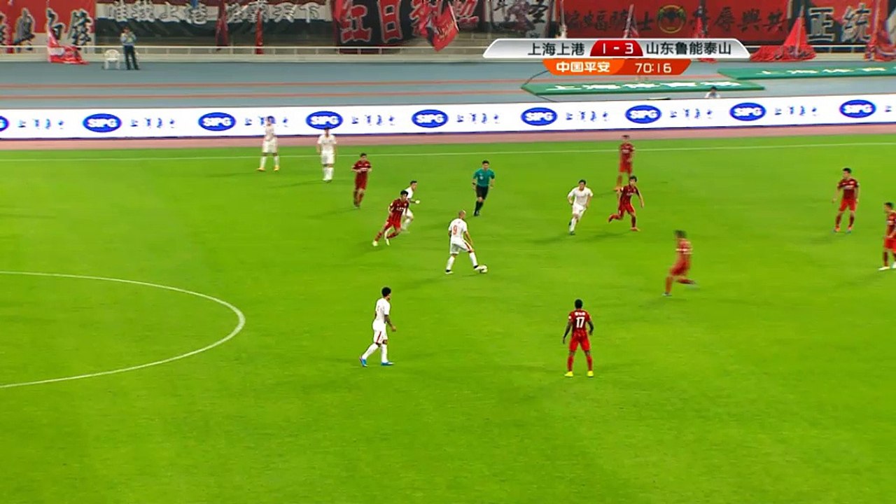 CSL: Knick in Optik? Keeper greift daneben