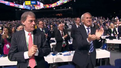 Rieletto Blatter: "Nessuno è perfetto"