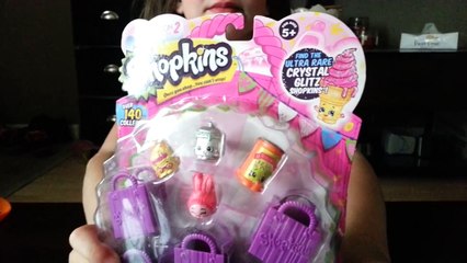 Shopkins! Got them at  walmart.  I love it.♡