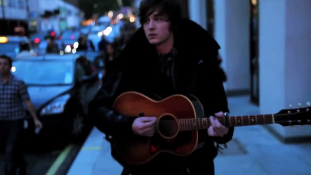 'Chemistry' by One Night Only for Vogue's Fashion Night Out - Burberry Acoustic