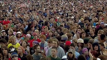 The Distillers - The Hunger Live @ Reading (High definition)