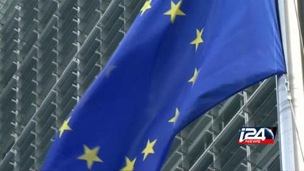 Cameron appelle Merkel à réformer l'Union européenne avec lui
