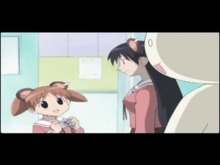 Painis Cupcake Surprises Chiyo-Chan and Sakaki