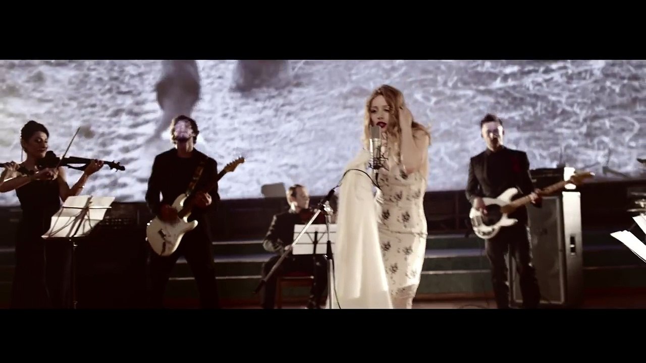 ТИНА КАРОЛЬ "ЖИЗНЬ ПРОДОЛЖАЕТСЯ" (ПРЕМЬЕРА КЛИПА 2013)