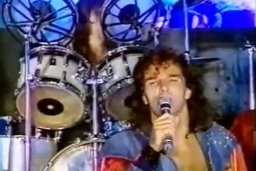 Holograf interpreteaza "Ochii tai" (albumul 4) la Vox Maris Costinesti