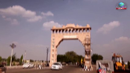 Popular Krishna Bhajan \\ Sare Jahan Mein Shyam Sa Koi Nahi || Gulshan Kumar