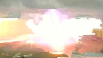 Quand la foudre frappe TRES TRES FORT! Dashcam de la police