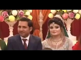 Download Video: Beautiful couple -#_ beautiful couple Pakistani Cricketer Sarfraz Ahmed Valima