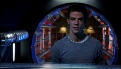 The Flash 1x23-Barry talks to Eobard in the pipline