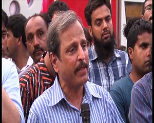 senior journalist Mazhar Abbas in protest for BOLWALAS