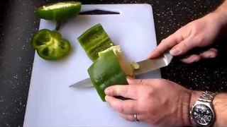 Comment bien couper les poivrons