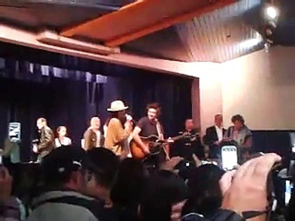 Joyce Jonathan " ça ira "  Vouillé 28/06/2014