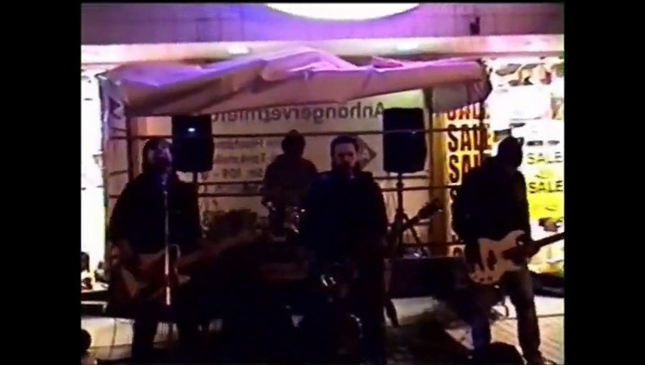 I Raise The Siren - Jungle (live)