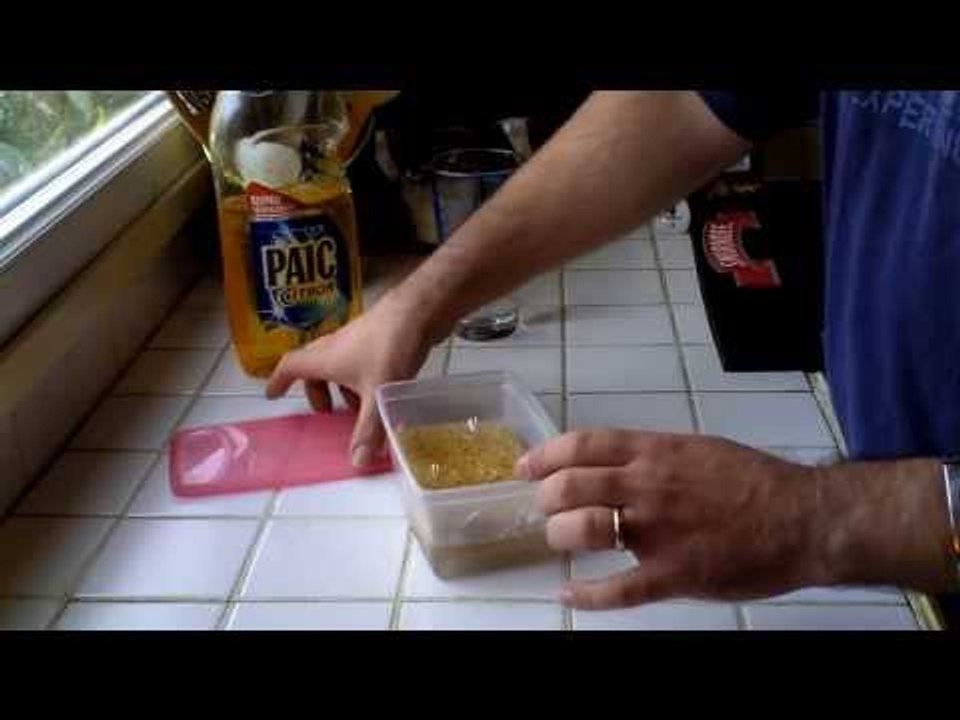 Comment nettoyer facilement une éponge qui sent mauvais HD