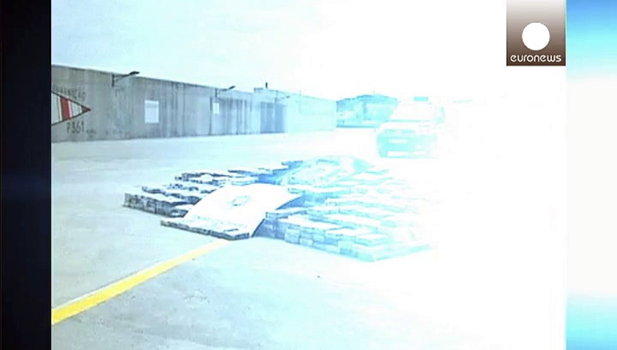 France-UK drugs sting nets cocaine haul in Azores