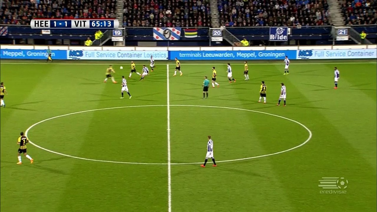 Solo über halben Platz mit sattem Abschluss