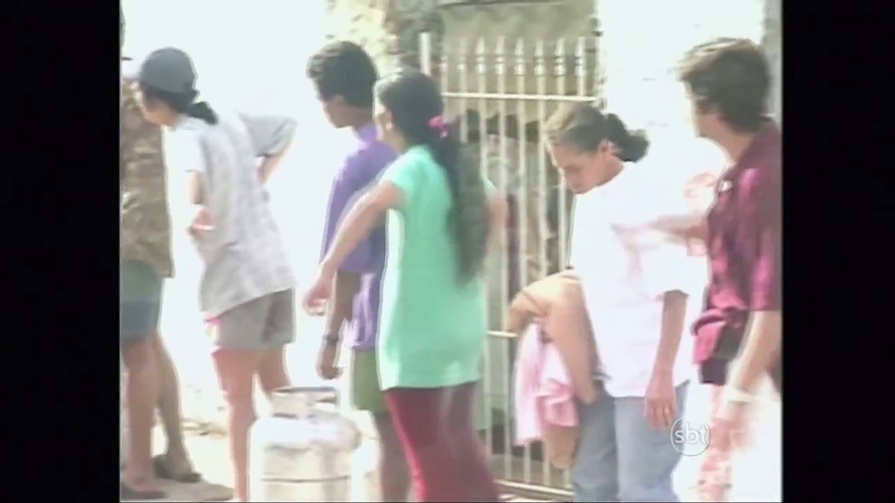 Câmera Escondida - Bomba Na Fila Do Gás - Pegadinha
