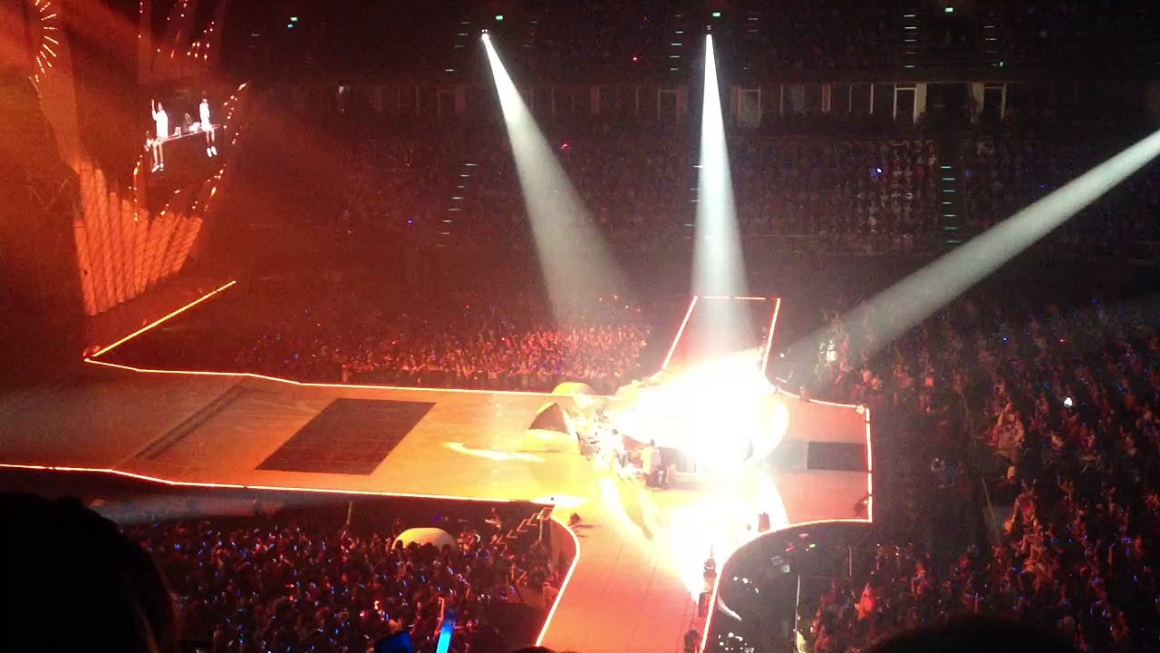 [TVXQHOME] 150530 "She" Acoustic Ver @ TISTORY in Bangkok