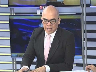 Rooster in Zamboanga hatches eggs